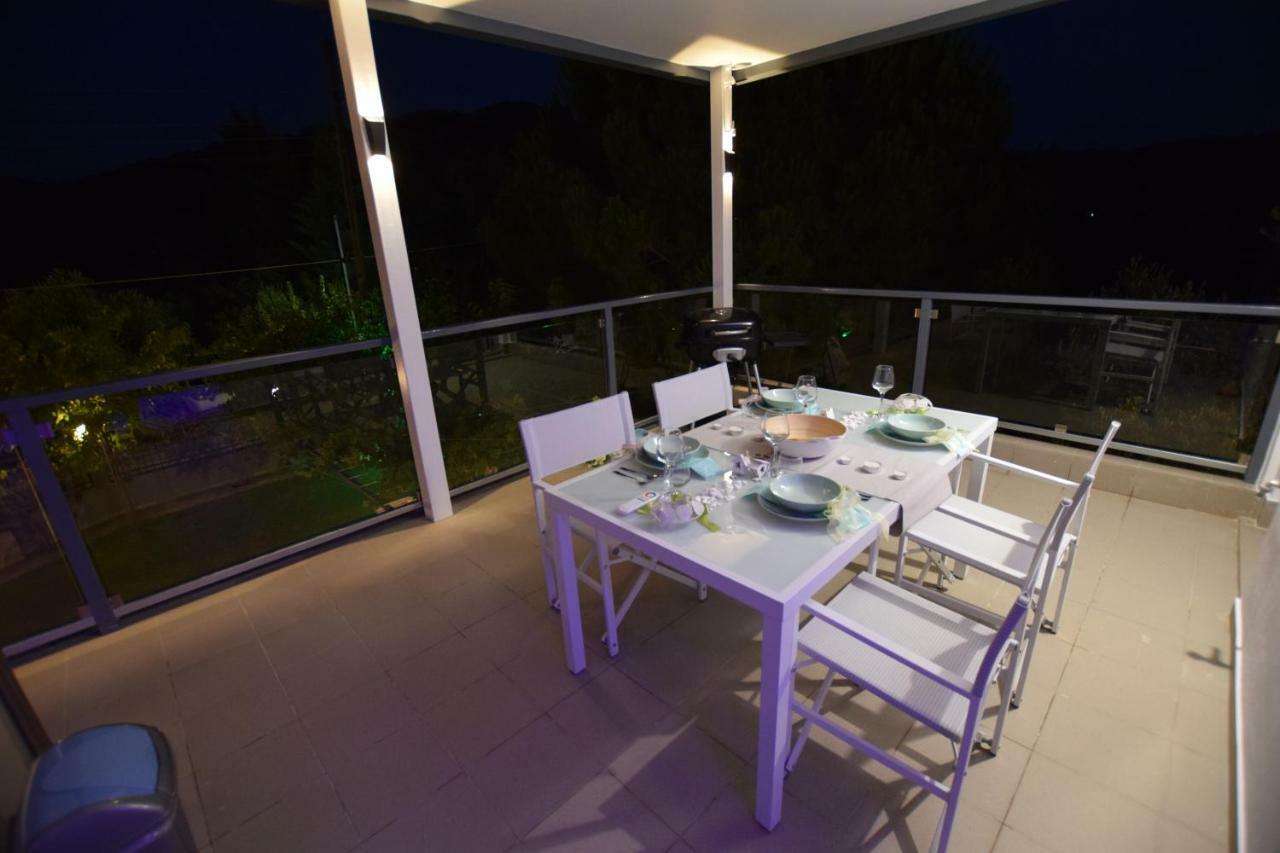 Vista Luxury Suites Toroni Halkidiki 1Br Exteriör bild